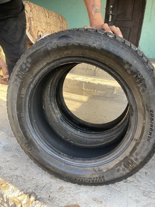 Покрышка зимня 2 шт