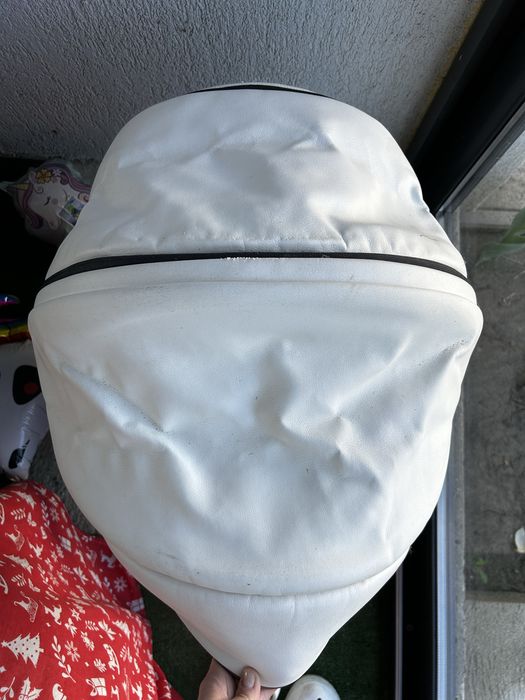 Carucior alb piele Krassman