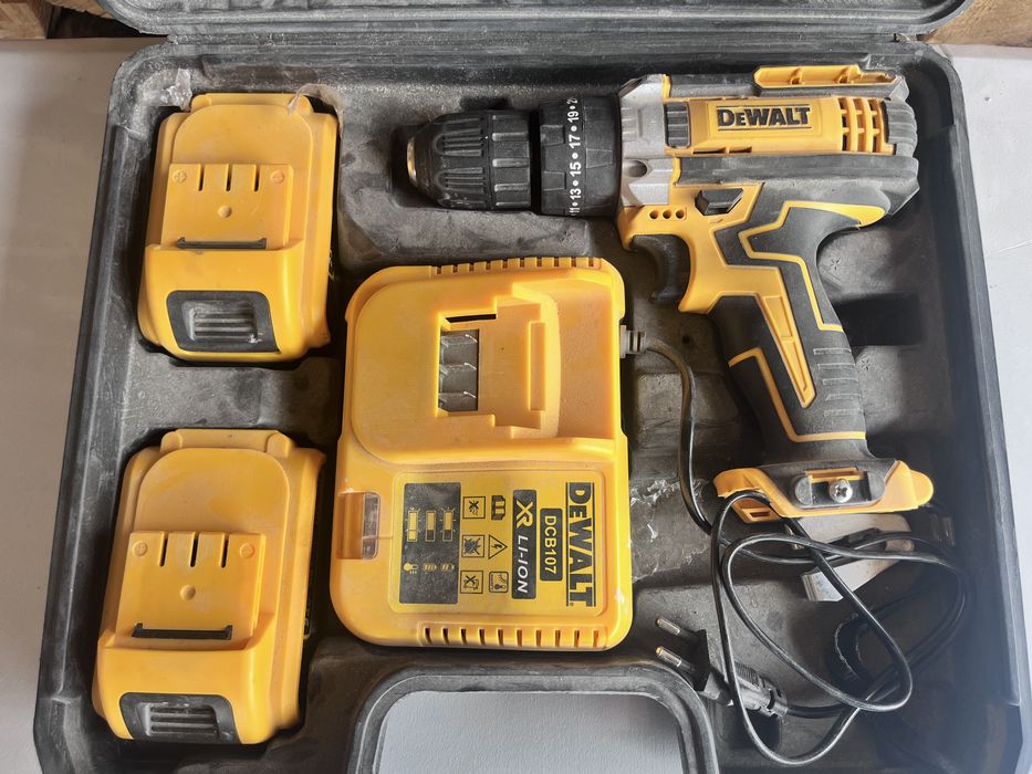 Bormasina DeWalt