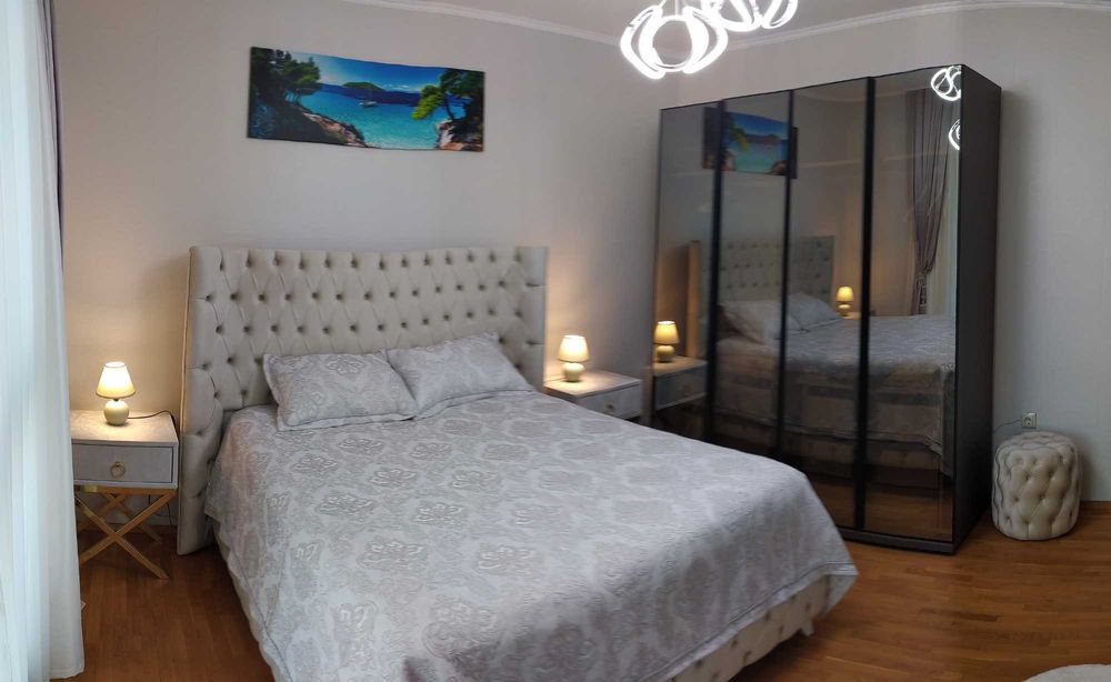 Дава се под наем Двустаен апартамент в к.к. Св.Св. Константин и Елена - 88 кв.м за 900 € - Снимка #5