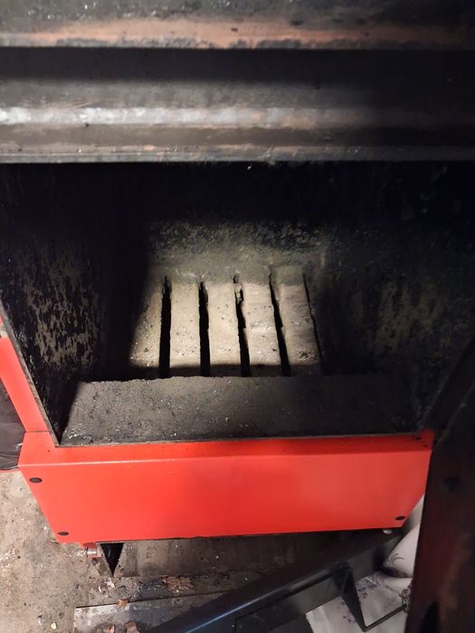 Centrală pe lemne si brichete ruf 27 kw