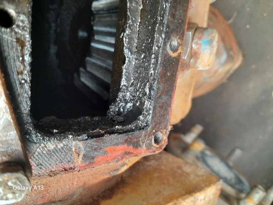 Редуктор сотилади