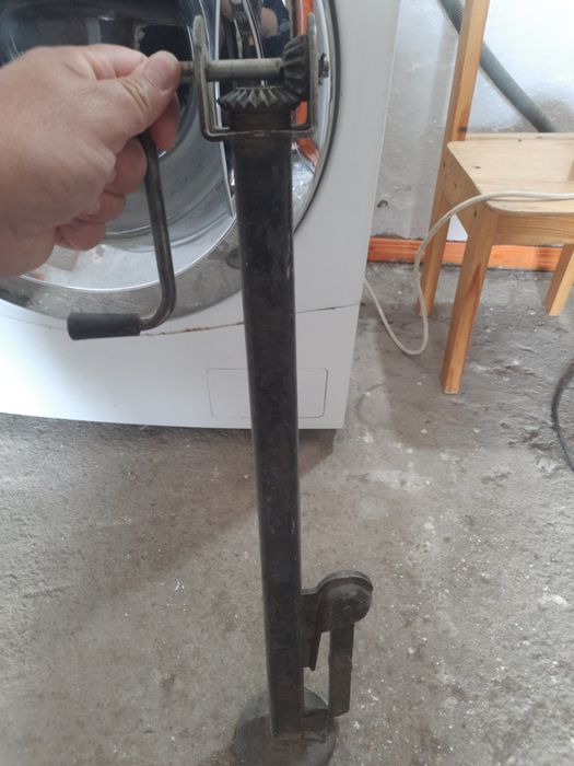 Домкрат от мерседеса, родной