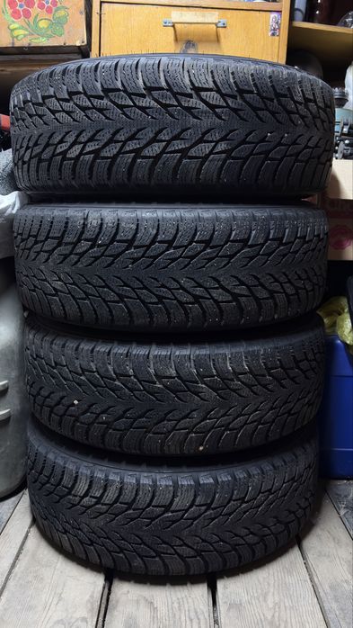 Nokian Hakkapeliitta R3 с дисками
