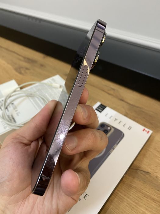 Продам iPhone 14 Pro 1 TB