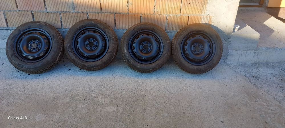 Roți de iarna 165 70 r14