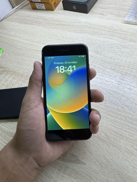 Продаю iphone SE 2 256gb