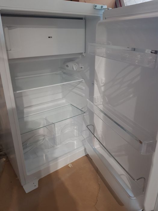 Хладилник Хансеатик