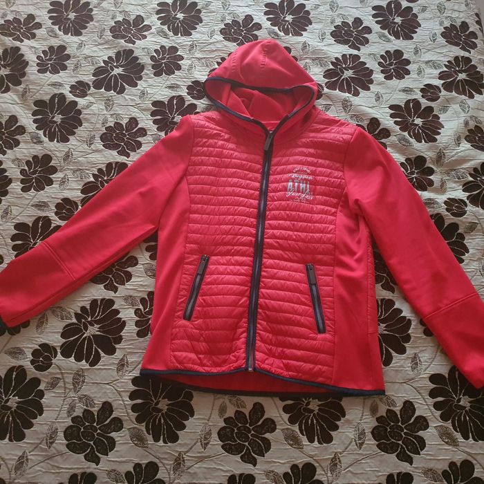 Пролетно яке Cango Ros