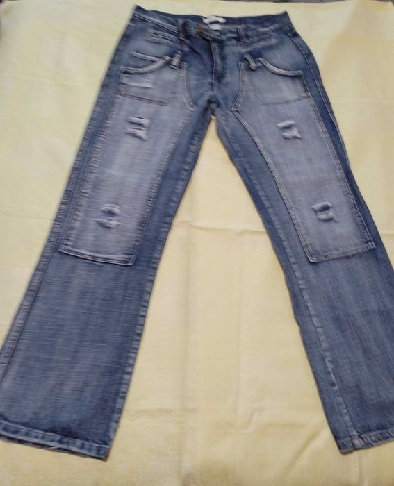 Дънки а кръпки /дамски /