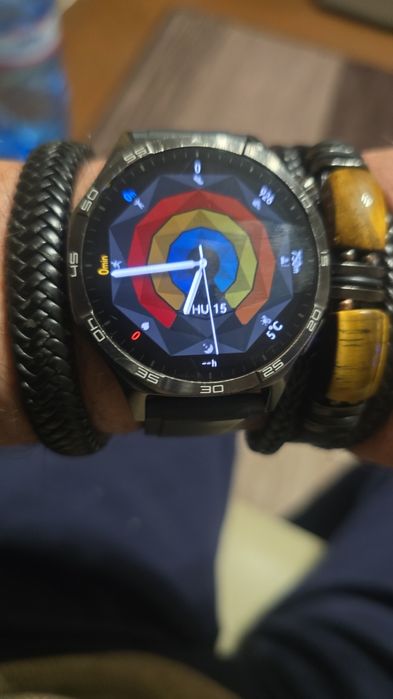 Смарт часовник в много добро състояние