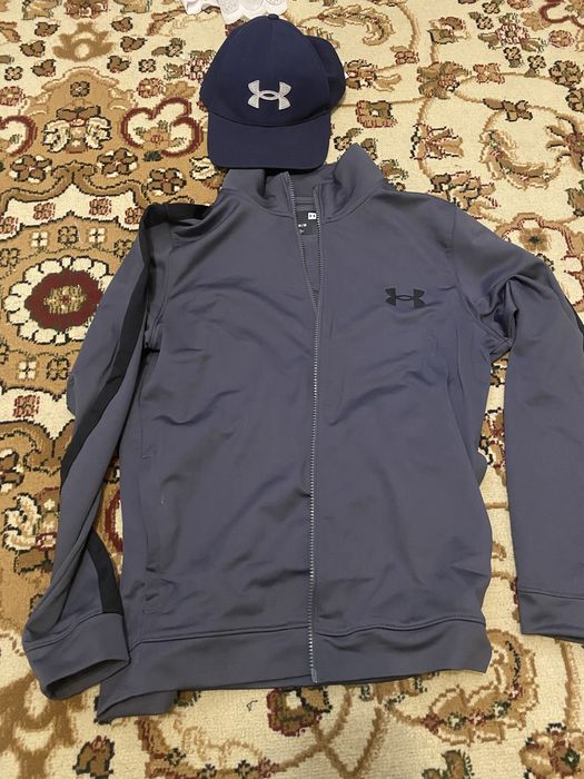 Under armour кепка и верх