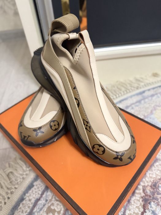 Продаетса Женскаяобувь