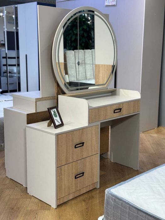 Трюмо от производителя