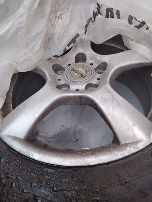 Зимни 5х114.3 джанти с гуми 16цола 205/55/16 Goodyear //Мазда Тойота и