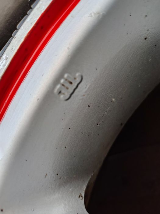 Продам оригинальные диски JBL с шинами Goform