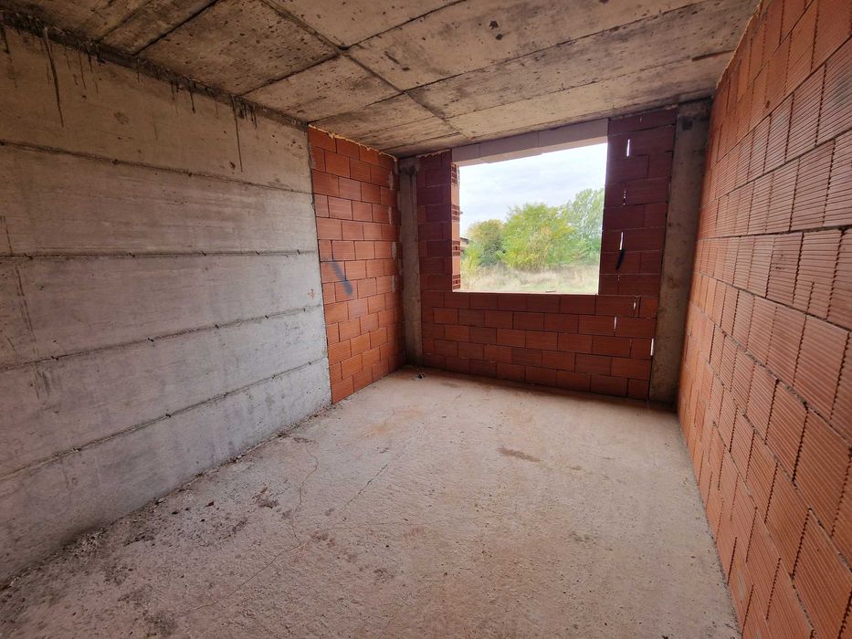 Продава се Двустаен апартамент в Благоевград, Ален мак - 66 кв.м за 850 €/кв.м - Снимка #2