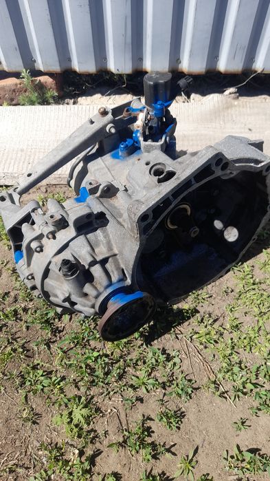 Продам коробку Volkswagen B3