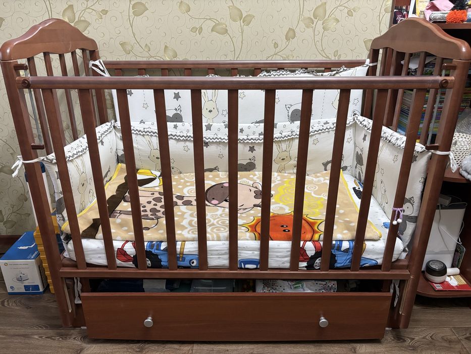 Кроватка детская