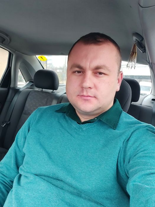 Instructor auto cat B scoala de șoferi