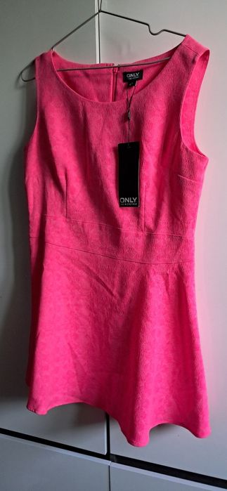 Маркова рокля Only,  нова с етикет