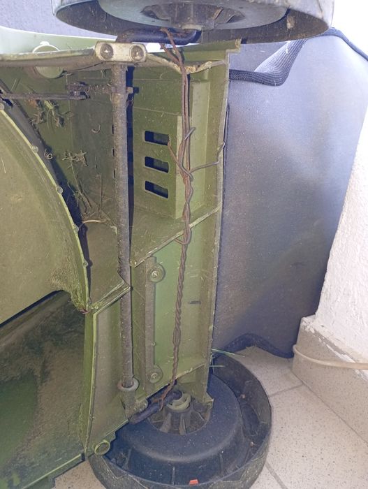 Masina tuns iarba/gazon Heinner VMGE005, electrica.