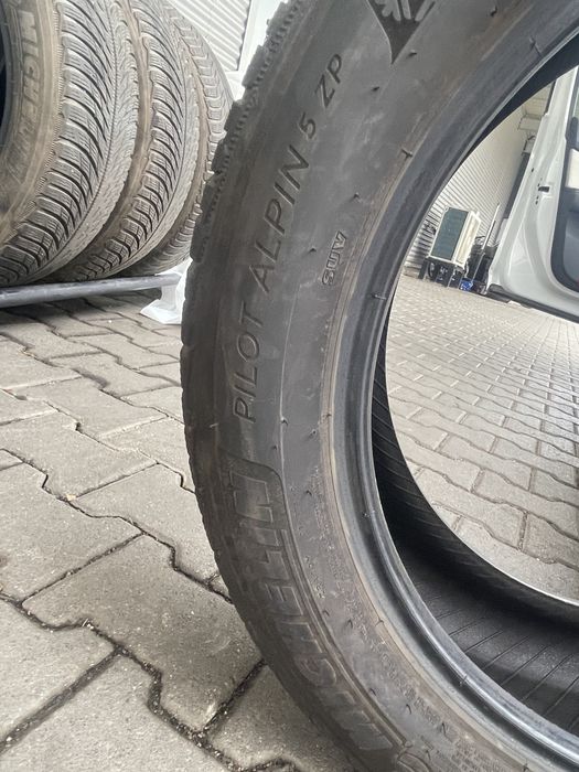 Vand anvelope de iarna Michelin Pilot Alpin 5 Runflat