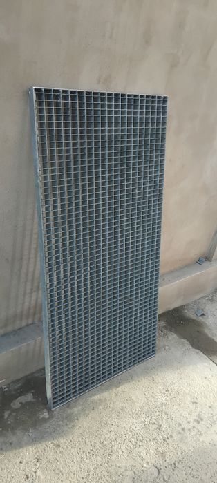 Grătare zincate 80x117