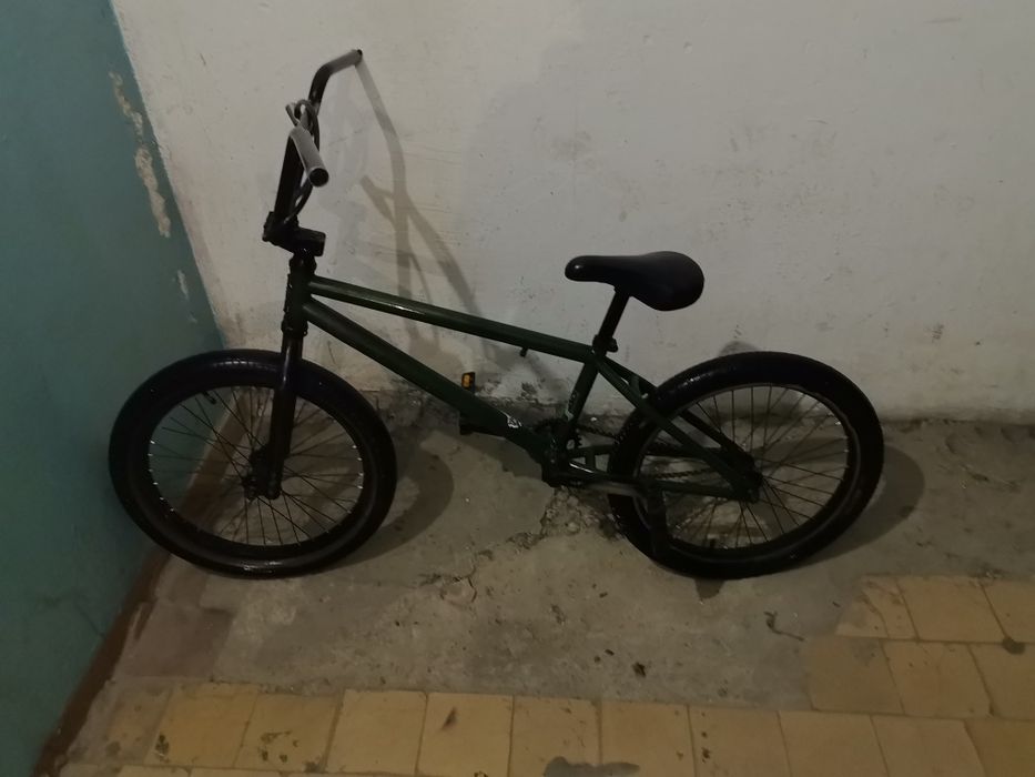 Продам бмз срочно за 15к