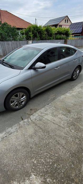 HYUNDAI Elantra 2020 — imagine 3