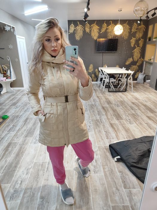 Продам зимние курточки