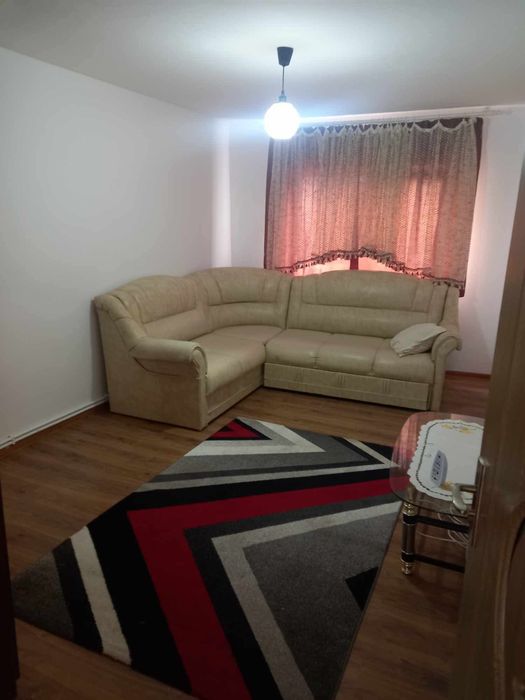 Închiriez apartament 2 camere