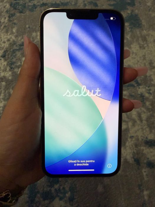 Vând IPhone 13 pro Gold