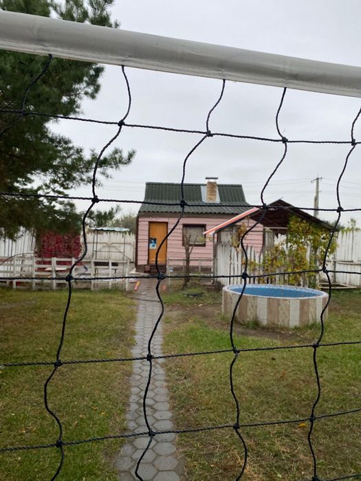 Сдам домик с камином и беседкой.