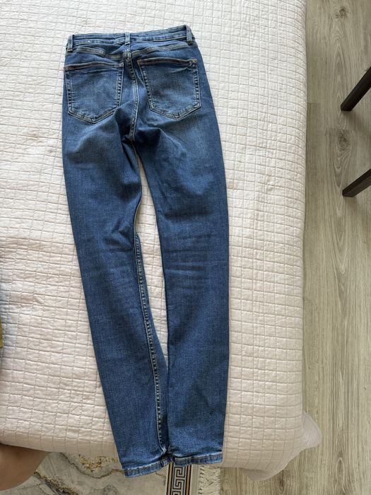 Джинсы манго продам