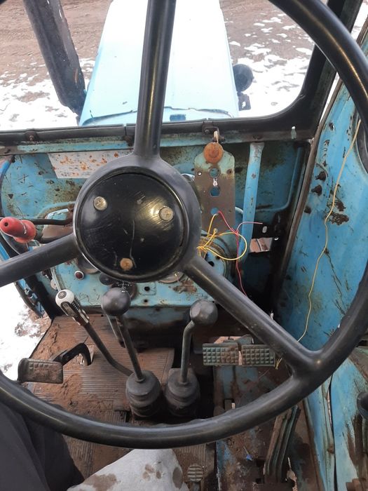 Продам трактор Т-28