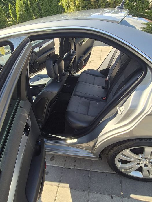 MERCEDES-BENZ C-Class 2011 — imagine 2