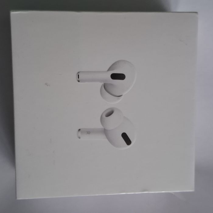 Наушники airPods PRO with apple