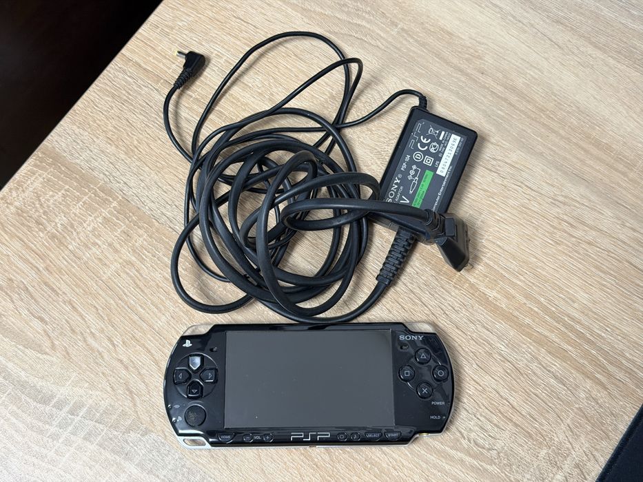 Consola portabila Sony PSP 2004 Modat Permanent