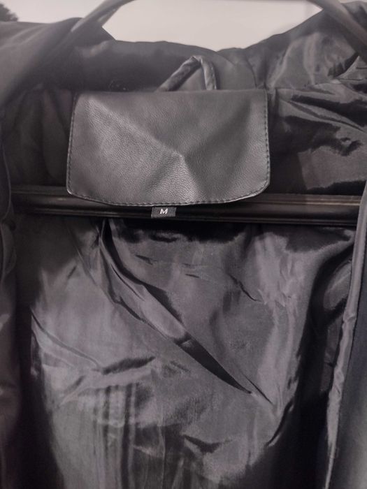 Дамско яке с качулка