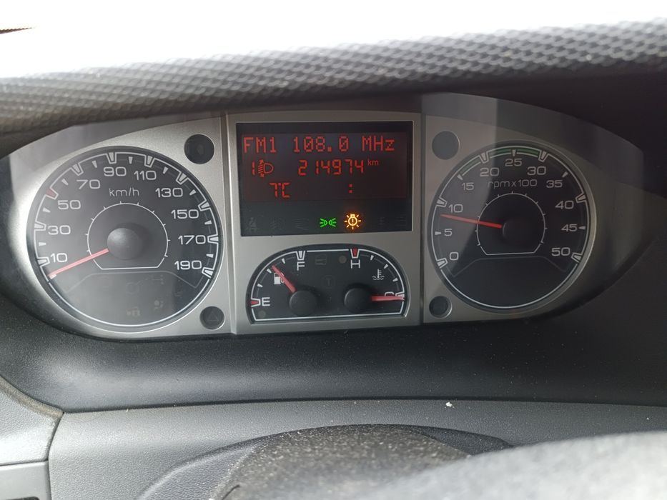 Iveco Daily cu Basculare 7locuri Doka cu Climă