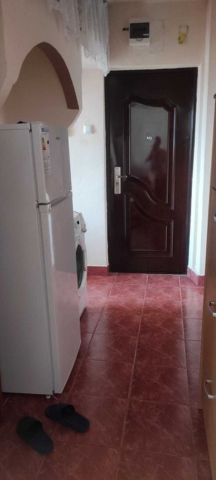 Apartament et 2 recent  renovat