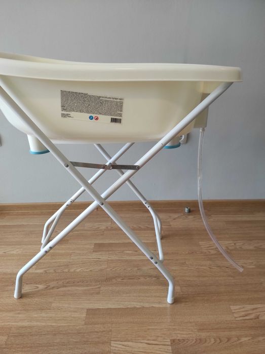 Вана със стойка CANGAROO BUBBLE