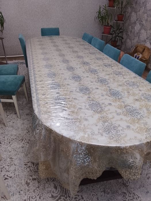 Стол для гостиной