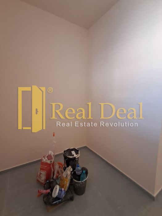 Магазин в София Център площ 50 цена 650