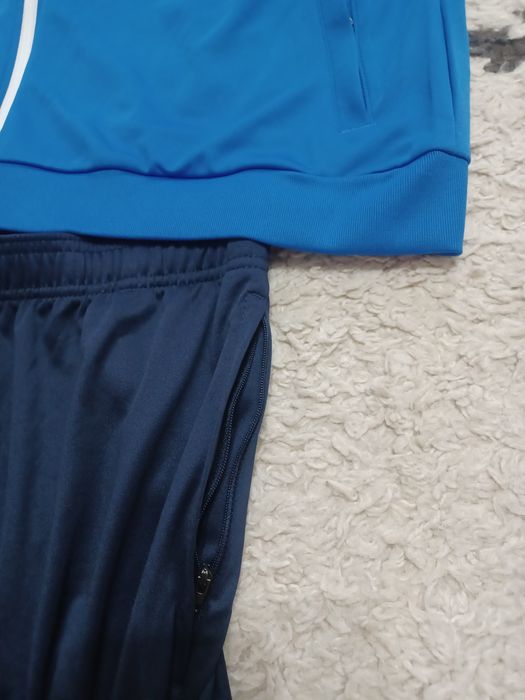 Trening original Nike. Marimea XL.