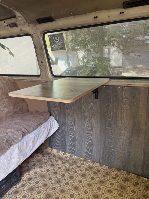 Автомобильный раскладной столик