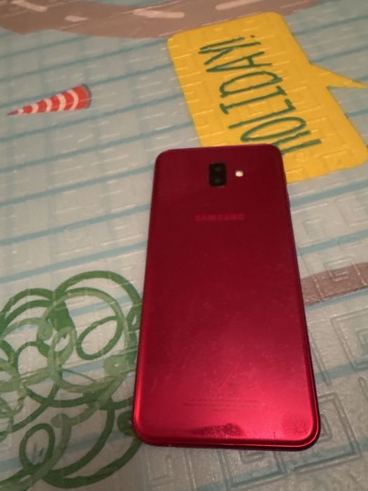 Продам Самсунг галакси J6+