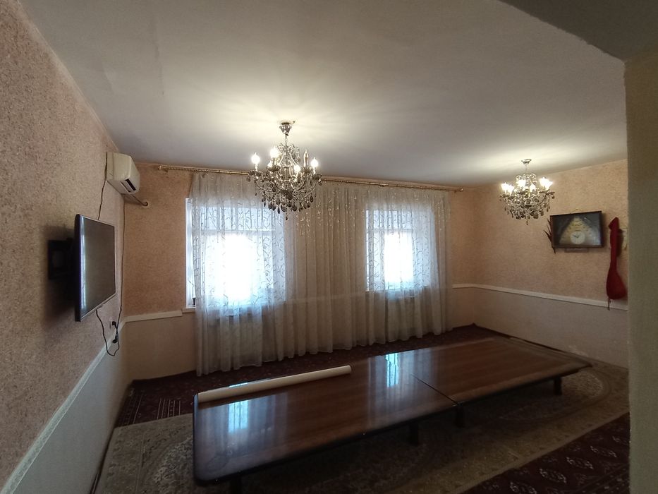 Продаётся дом в центре города, локация: Ж.Д вокзал. Ориентир:Яккасар