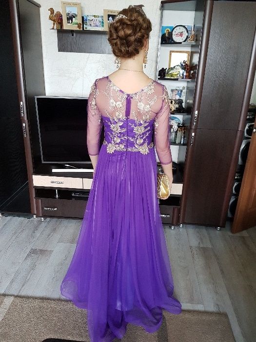 Продам платье за 18000